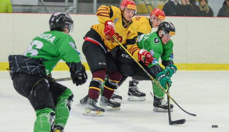 Smutní, ale přesto hrdí. Junioři Dukly těsně prohráli v Mladé Boleslavi, v extralize tak skončili čtvrtí