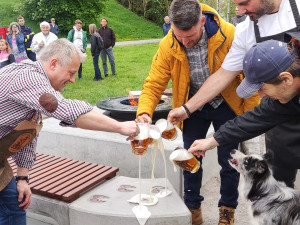 Na Skalce se jedlo, pilo, hodovalo. Jihlava slavnostně otevřela griloviště pro veřejnost, má vydržet aspoň dvacet let