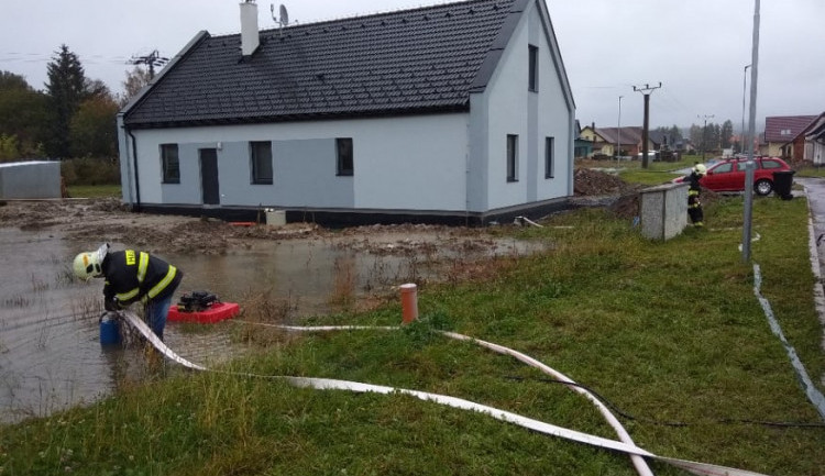 Vydatné srážky mohou rozvodnit i řeku Jihlavu. Meteorologové očekávají takzvaný oranžový déšť