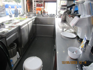 Langoše, trdelníky, kebab. Hygienici kontrolovali jídlo na ždárské pouti i na Světovém poháru ve Vysočina aréně