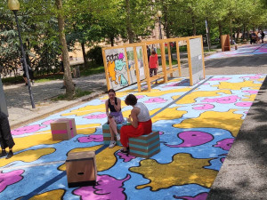 Místo parkoviště barevná promenáda. Festival Landscape na týden proměnil ulici Jana Masaryka