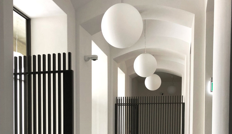 Stavba Vysočiny: Tři ceny putují do Třeště. Jsem rád, že se budova staré školy nezbourala, říká starosta Hynk