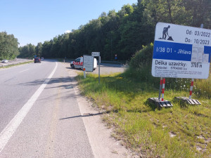 Dobrá zpráva pro řidiče. Omezení na dálnici D1 u Jihlavy se zítřkem skončí