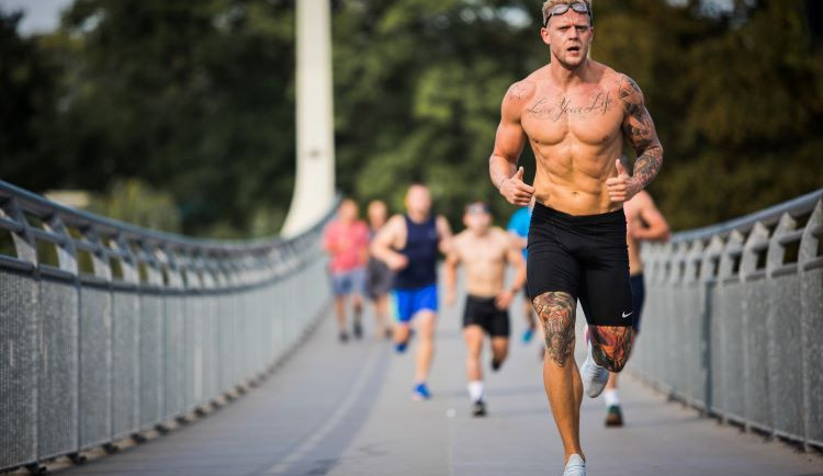 Na SUMMER PARKU vystoupí Jakub Kohák i hvězdy Ordinace v růžové zahradě. Vyhrajte vstupenky