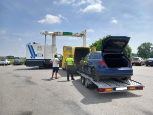 Bulhar převážel po dálnici Audi s ukrytým pytlíkem efedrinu. Nemám s tím nic společného, tvrdí