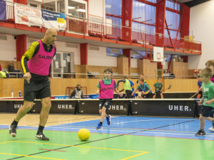 Projekt Hýbeme se hezky česky pomáhá dětem i dospělým již 3 roky