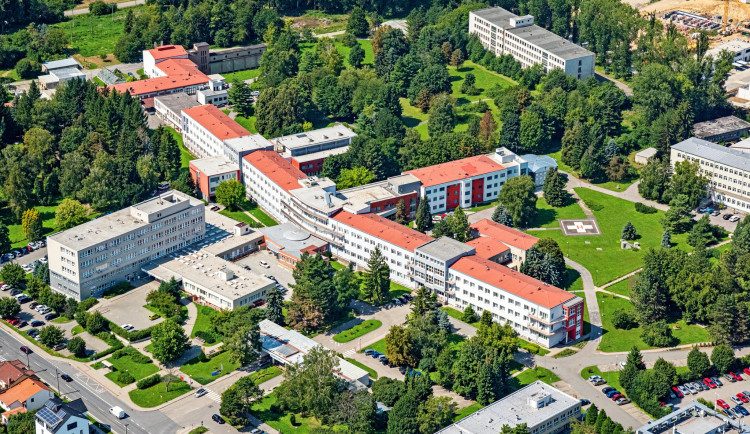 Nemocnice ve Vyškově dostane nové parkoviště. Uleví pacientům i zdravotníkům