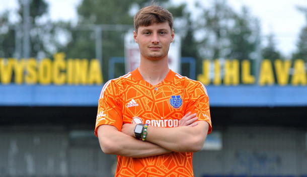 Z Manchesteru zpátky na Vysočinu. Smlouvu v Jihlavě podepsal brankář Ondřej Mastný 
