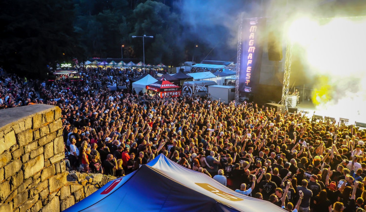 Přeplněný festival Magmafest čelí kritice, nabídl nekonečné fronty. Chyby nastaly, ale bezpečnost byla na vysoké úrovni, říká pořadatel