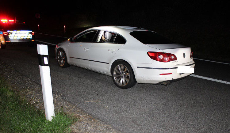 Po D1 cestovali další migranti ze Sýrie. Jedním z převaděčů byl Čech, cizince měl převézt do Německa