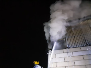 FOTO: Další požár v jihlavském Enviropolu. O situaci byli informováni obyvatelé sedmi okolních obcí