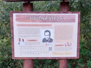 Tip na výlet: U Ledče mají novou naučnou stezku zasvěcenou Jaroslavu Foglarovi. Měří 1,4 kilometru