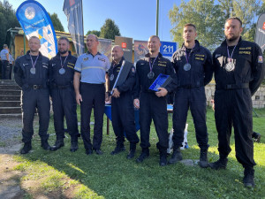 Policisté z Vysočiny vyhráli soutěž v Budislavi. Znovu ukázali, že jsou zdatní, umí střílet a zachovat chladnou hlavu
