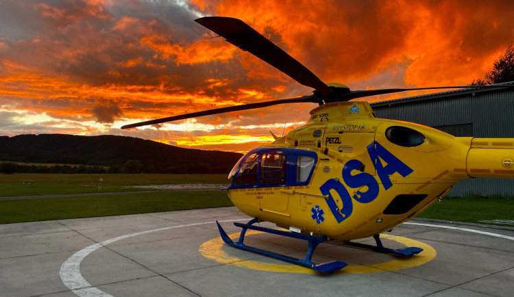 Kraj pošle na speciální činnosti letecké záchranné služby víc peněz