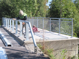 Rekonstrukce silnice na Havlíčkobrodsku jde do finále. Dělníci opravili výtluky, povrch a svodidla