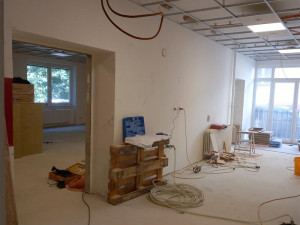 FOTO: Už brzy v novém. Dva domovy mládeže prochází modernizací, podívejte se na průběh rekonstrukce