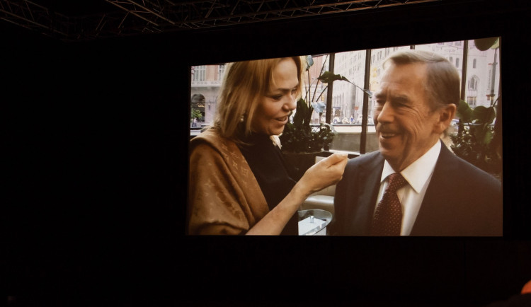 Dokumentární festival startuje v Jihlavě již v úterý, otevře ho snímek Tady Havel, slyšíte mě?