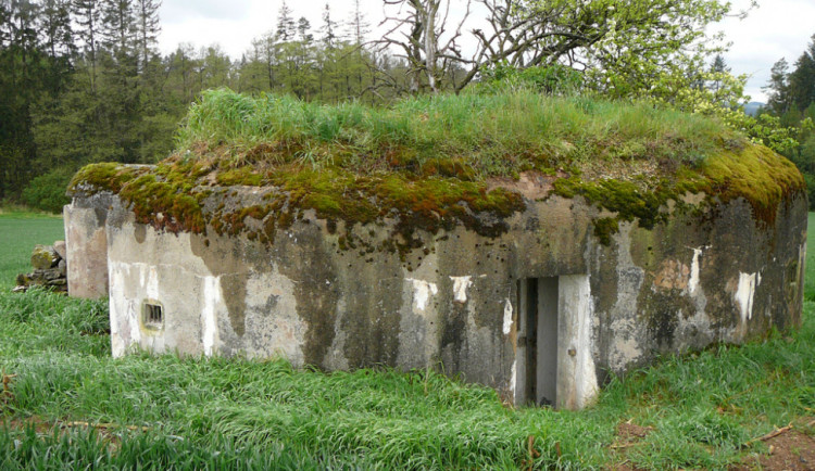 Lidé si kupují opuštěné řopíky. Stát jich má stále k prodeji dost i na Liberecku