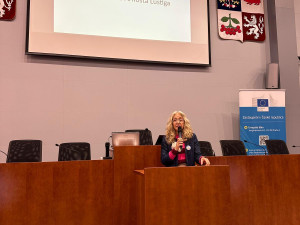 Studenti v Jihlavě diskutovali o jinakosti, LGBT, dezinformacích nebo i umělé inteligenci