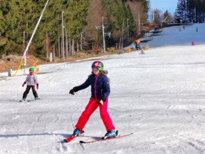 Na Vysočině bude jízdné na lyžařských vlecích jako loni. Případně se jen mírně zvýší, říkají provozovatelé
