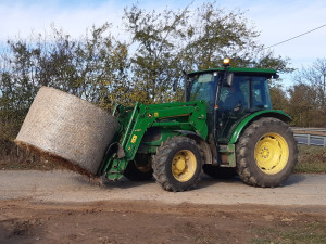 ANKETA: Jakubov letos střeží slaměný Krteček. Nejtěžší byla výroba čenichu a konvičky, říká starosta obce