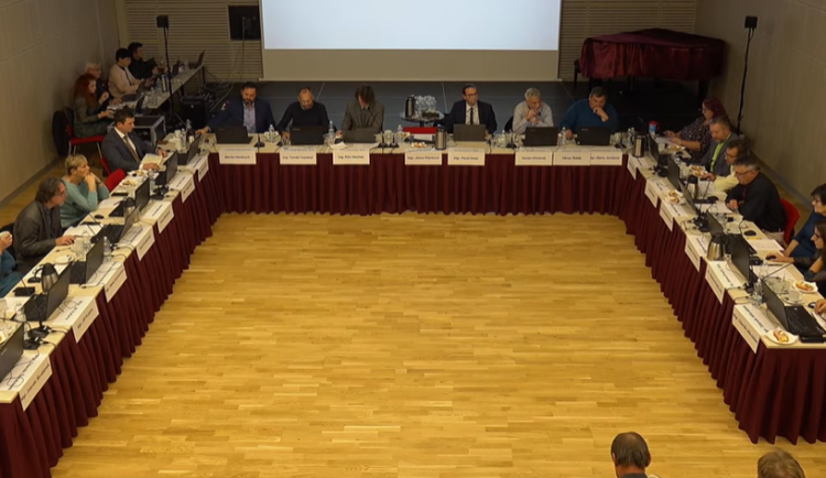 Humpolec, zastupitelstvo, Alena Štěrbová, Karel Kratochvíl, starosta