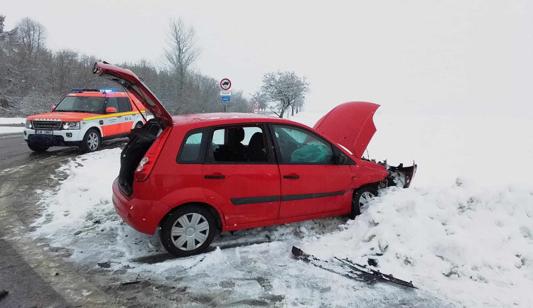 Vysočina je na řadě míst nesjízdná, problémy i okolo Jihlavy.