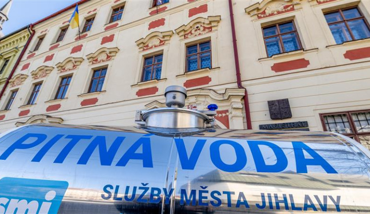 Zastupitelé zlevnili vodné a stočné o dvě koruny za kubík, Jihlavané však kvůli vyššímu DPH zaplatí stejně