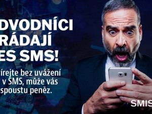 Pozor na internetové podvodníky. O Vánocích řádí ještě víc