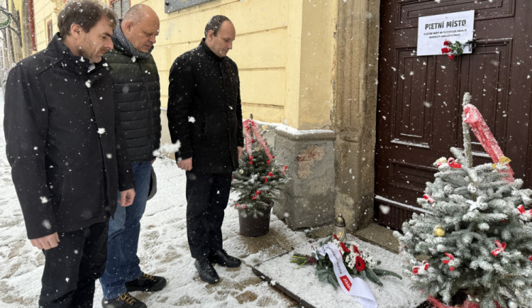 Města na Vysočině kvůli střelbě na univerzitě omezují nebo ruší kulturní programy