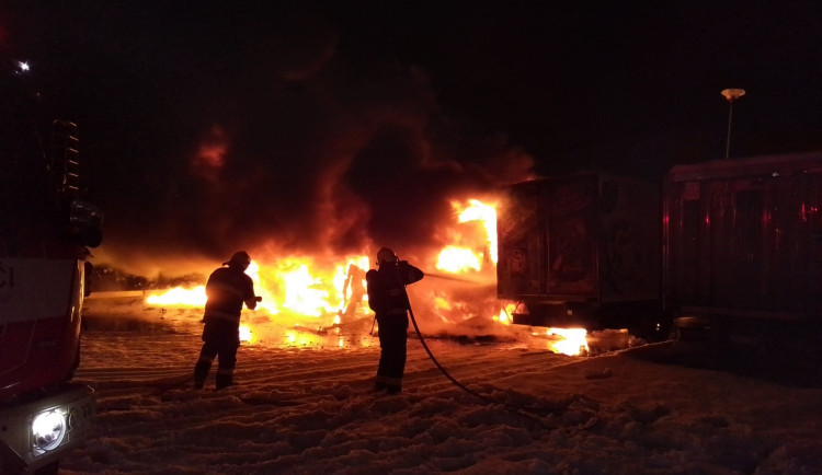 WhatsApp Image 2023-12-24 at 07.08.47 (1)