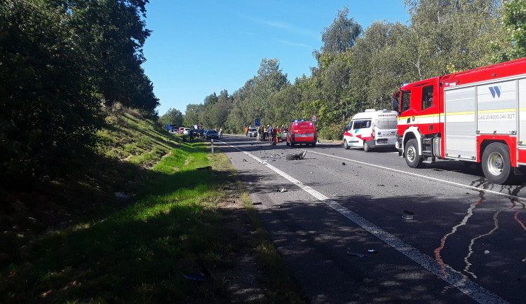 Kvůli nehodám a hazardérům za volantem se letos změnila dopravní značení na řadě míst v celém kraji