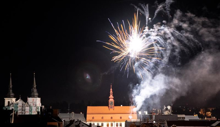 ANKETA: Ministr Rakušan vyzval ke zrušení novoročních ohňostrojů. Města na Vysočině na to reagují různě