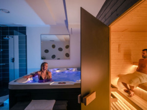 Wellness Hotel Frymburk láká na bazény, sauny, Svět pod hladinou i pobytové balíčky