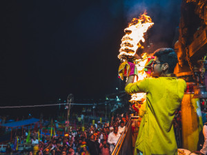 Aarti Jamuně – ceremonie pro řeku Jamunu v Mathuře