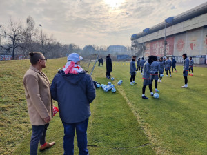 Splněný sen. Hynek z domova v Počátkách se potkal s fotbalisty Slavie, navštívil trénink a pohladil si trávník