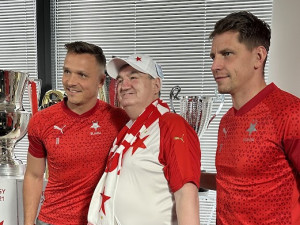 Splněný sen. Hynek z domova v Počátkách se potkal s fotbalisty Slavie, navštívil trénink a pohladil si trávník