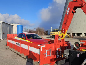 FOTO: Hasiči z Dukovan a Temelína mají nové kontejnery na hašení elektromobilů