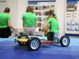 Jihlavský Bosch podporuje technické vzdělávání u dívek