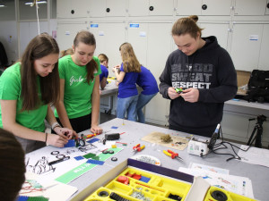 Jihlavský Bosch podporuje technické vzdělávání u dívek