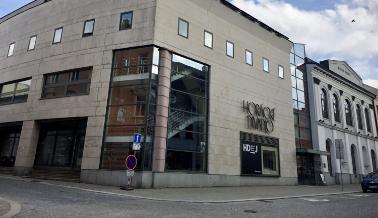 Horácké divadlo chystá hru Limonádový Joe, bude s živou hudbou. Inscenace Dukla připomene cestu za ligovými tituly