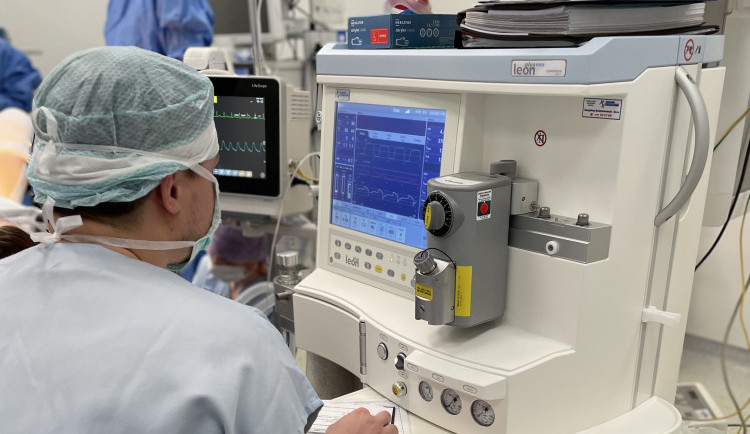 Anesteziologové v jihlavské nemocnici mají nové přístroje. Vyšly na více než 6,5 milionu korun