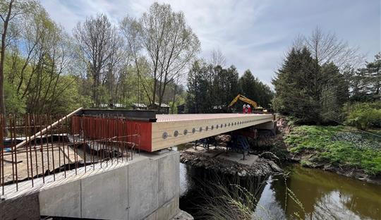 Na most v Poušově se auta i chodci vrátí v polovině června