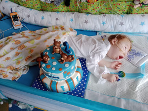 Syn má poškozený mozek a nedožije se rána, řekli Tereze po porodu. Míša teď oslaví tři roky a mamince dává velkou sílu