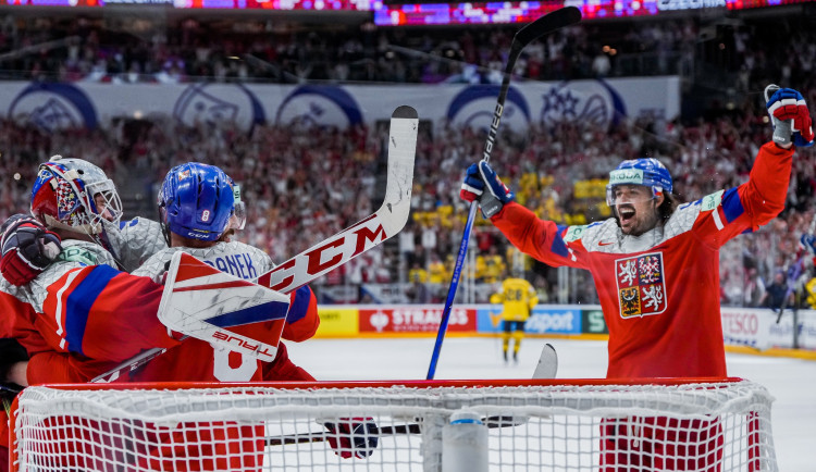 Čeští hokejisté budou hrát o zlatou medaili. Na řadě míst Vysočiny se bude fandit hromadně