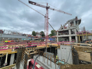 Stavba Horácké multifunkční arény pokračuje, do listopadu má být pod střechou