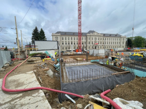 Stavba Horácké multifunkční arény pokračuje, do listopadu má být pod střechou