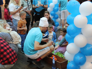 Citypark praská ve švech. Šmoulové lákají davy návštěvníků, hlavně těch nejmenších