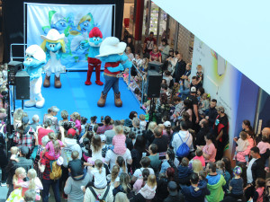 Citypark praská ve švech. Šmoulové lákají davy návštěvníků, hlavně těch nejmenších