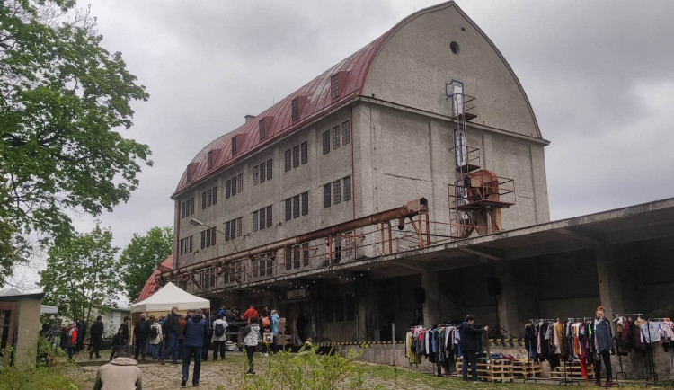 U bývalého sila v Jihlavě bude program do podzimu, pak tam začne vznikat nová silnice